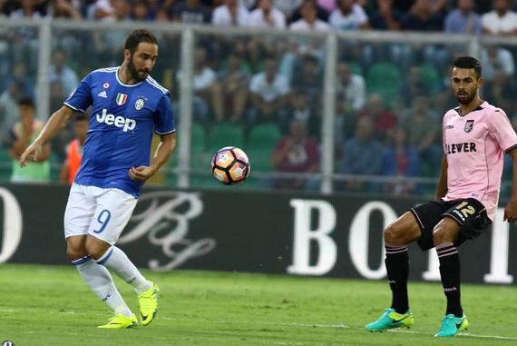  尤文图斯主场力克拉齐奥巩固榜首位置